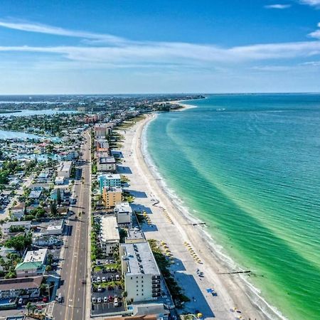 Sunset Beach Suites At Madeira Beach! Pet Friendly With Summer Breezes! - Suite 6 Сейнт Пийт Бийч Екстериор снимка