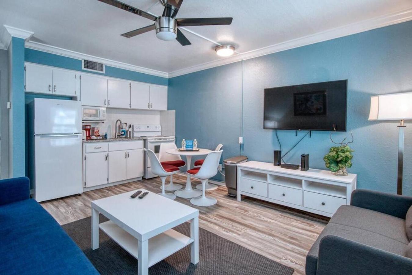 Sunset Beach Suites At Madeira Beach! Pet Friendly With Summer Breezes! - Suite 6 Сейнт Пийт Бийч Екстериор снимка