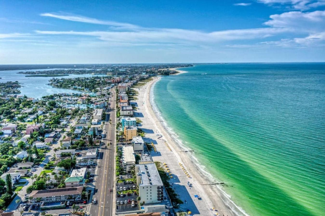 Sunset Beach Suites At Madeira Beach! Pet Friendly With Summer Breezes! - Suite 6 Сейнт Пийт Бийч Екстериор снимка